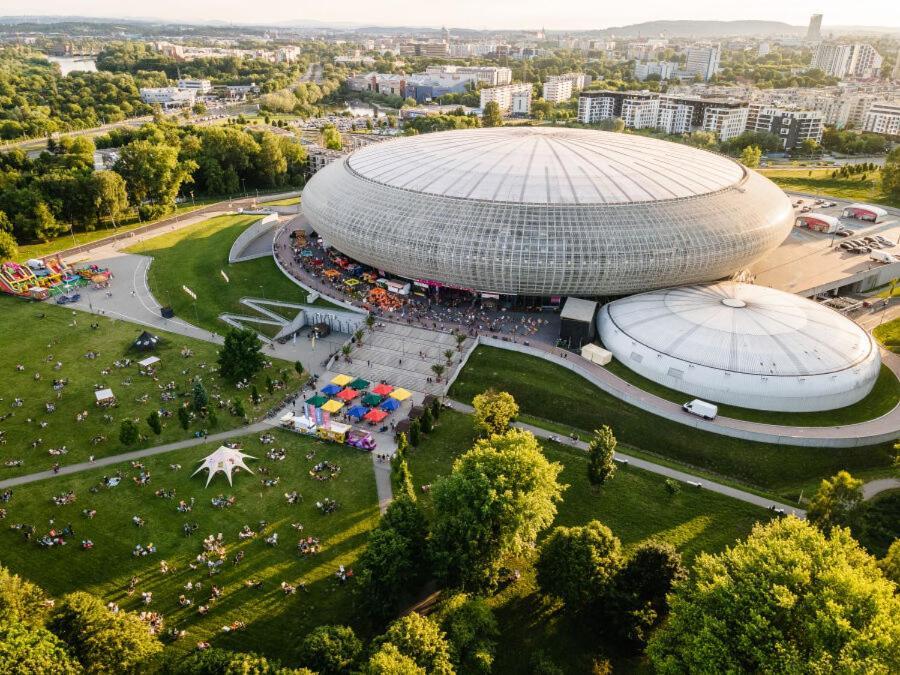 Tauron Arena Apartment With Garage - Krakow Lema المظهر الخارجي الصورة